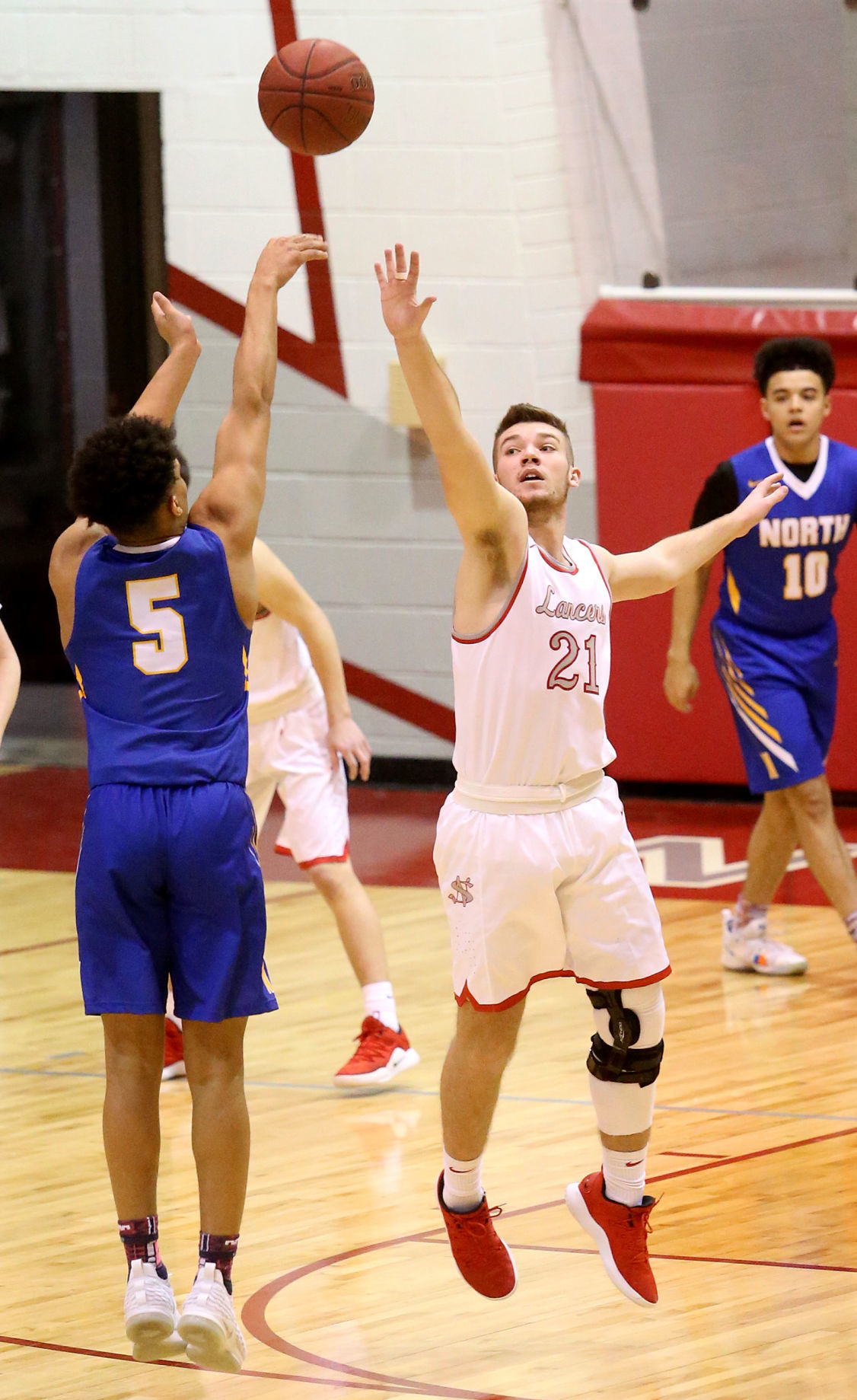 020819-qct-spt-north-ns-hoops-013